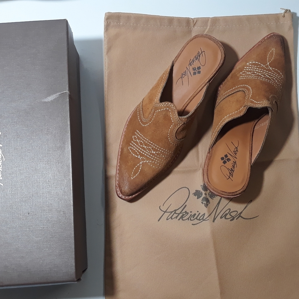 Patricia Nash Battista Western Mules 6M